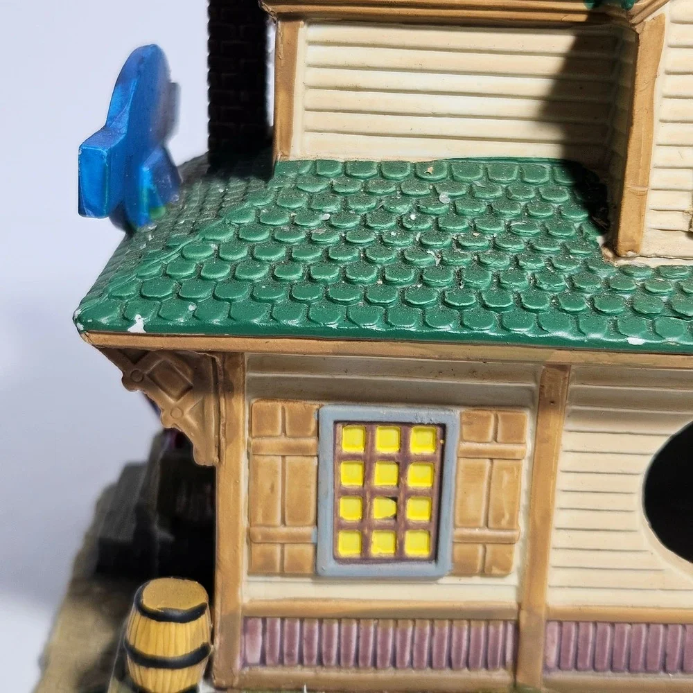 Lemax Signature Collection Village Crossing Depot Illuminated Train Station Box